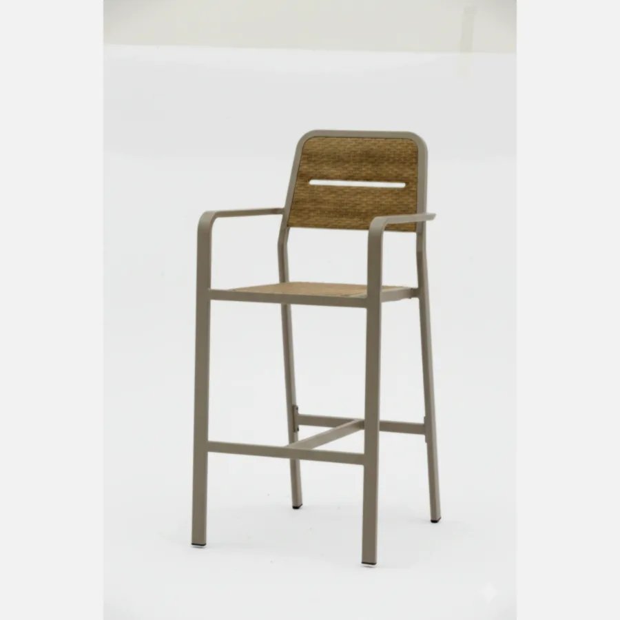 Furmeiz Outdoor Bar Chair – Fully Welded Aluminum Frame with Wood-Look Panels (Champagne Finish)Tianying Outdoor Bar Chair – Fully Welded Aluminum Frame with Wood-Look Panels (Champagne Finish)