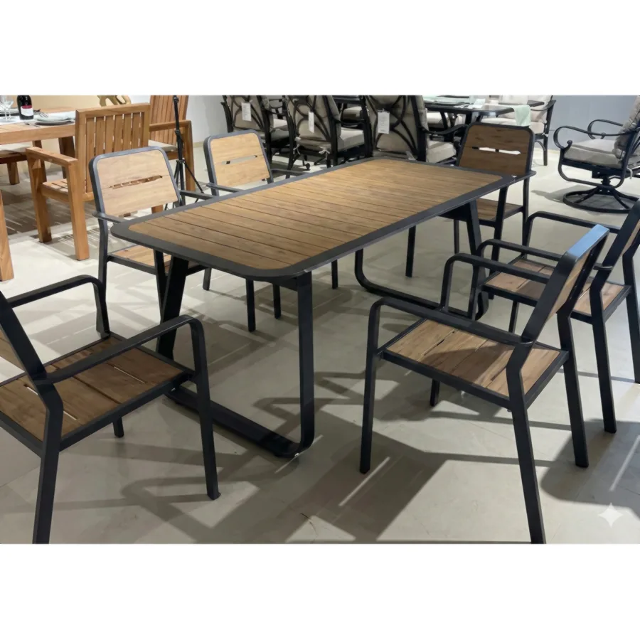 Aquila Table 184 cm – Fully Welded Aluminum with Large Wood-Look Panels