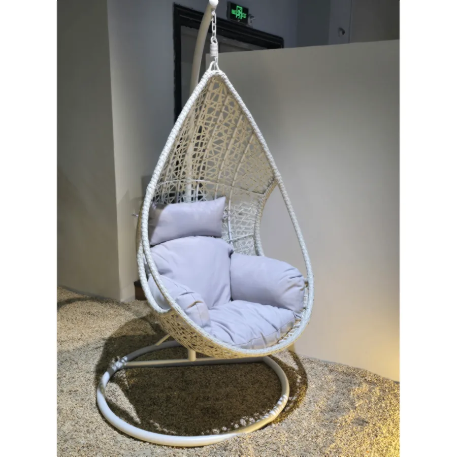FURMEIZ Hanging Egg Chair in PE & Aluminum