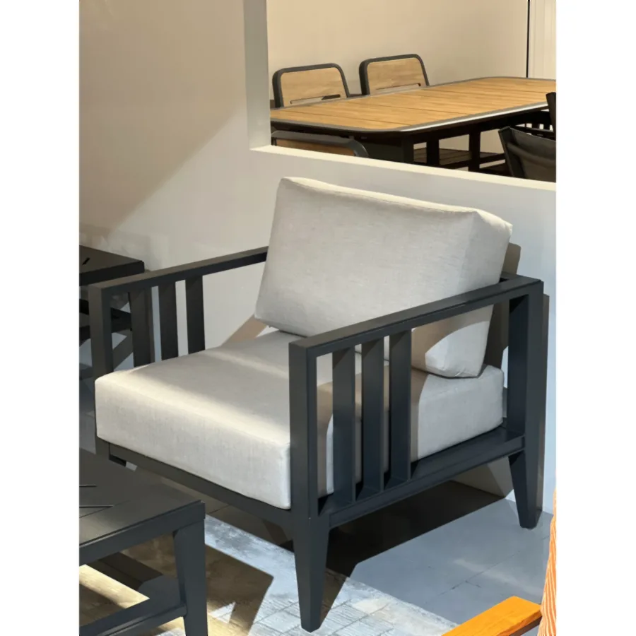 Furmeiz Single Sofa
